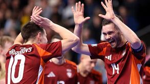 Anfitriã Letónia abre Europeu de futsal com goleada e Croácia empata com a França