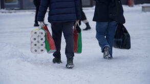 Habitantes da Gronelândia reforçam reservas de alimentos perante ameaças de Trump