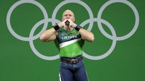 Halterofilista medalhado entre novos casos de doping do Rio'2016