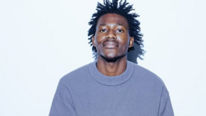 Eddy Doué reforça E. Amadora