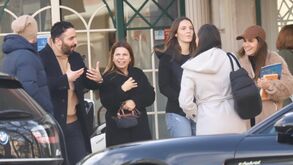 O CM fotografou o antigo técnico do Man. United a passear no no domingo no centro de Lisboa