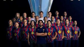 Barcelona conquista primeiro título da temporada