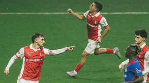 Jogadores do Sp. Braga festejam golo frente ao Alverca