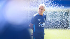 Luís Castro desculpa-se após dizer que Grémio teve "dia negro"