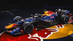 Azul volta a ser a cor dominante no carro da Red Bull para Mundial de Fórmula 1