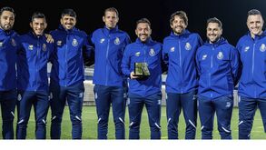 Francesco Farioli com a sua equipa técnica