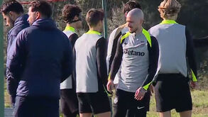 Nuno Santos de regresso aao trabalho com a restante equipa