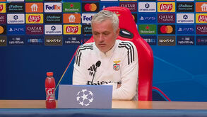 José Mourinho elogia Arbeloa: «Foi um dos melhores homens que jogaram no Real Madrid»