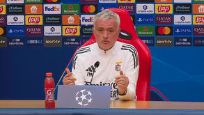 Mourinho: «Quando não há nada a perder, tens de ir com tudo... Ou matas ou morres de pé»