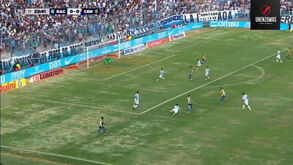 Como no auge: Di María 'deita' adversário e marca golaço de trivela