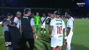 Treinador do Vasco da Gama aos berros com jogadores e nem Nuno Moreira foi poupado