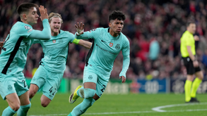 Jogadores do Sporting festejam o golo de Alisson Santos, que colocou o Sporting nos 'oitavos' da Champions