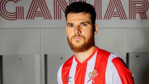 Oficial: Matheus Costa é reforço do Leixões