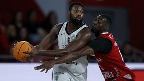 Sporting impõe primeira derrota ao Benfica na Liga Betclic