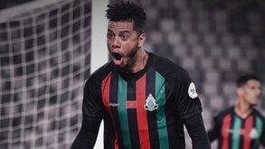 FAR Rabat  de Alexandre Santos vence para a Liga dos Campeões africana