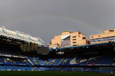 Stamford Bridge recebe o Chelsea-Arsenal, das meias-finais da Taça da Liga