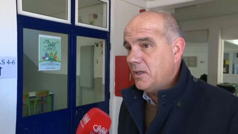 Paulo Raimundo foi o primeiro líder político a votar nestas Presidenciais: «Hoje é um dia importante»