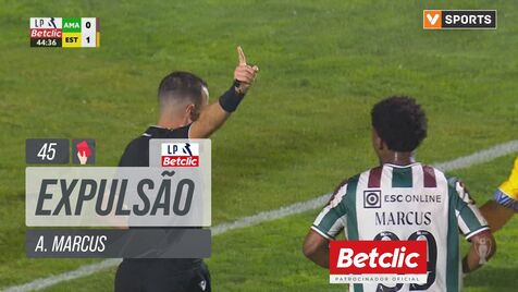 A agressão que valeu a expulsão de Abraham Marcus no Estrela-Estoril