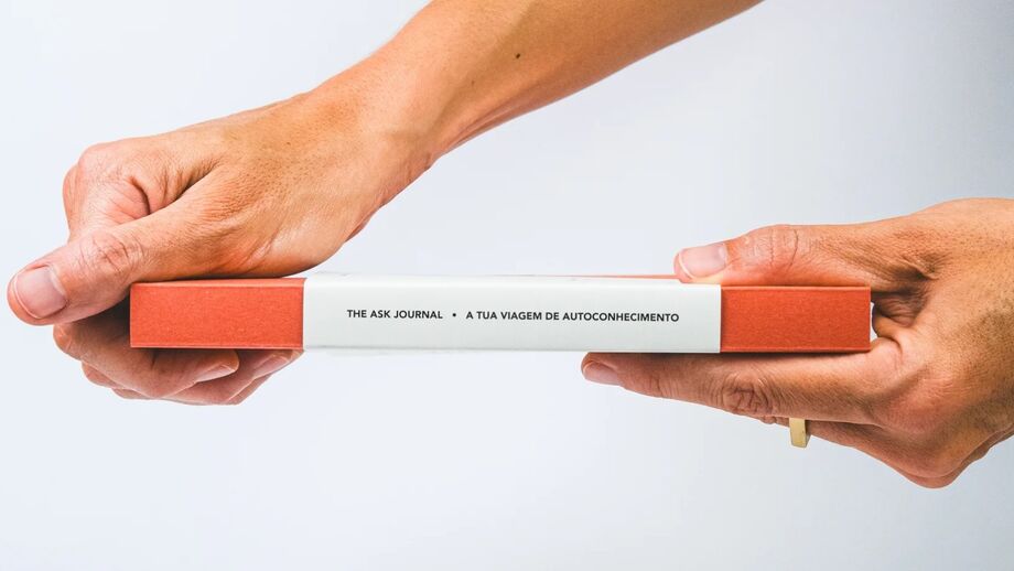 Viagem de autoconhecimento com The ASK Journal
