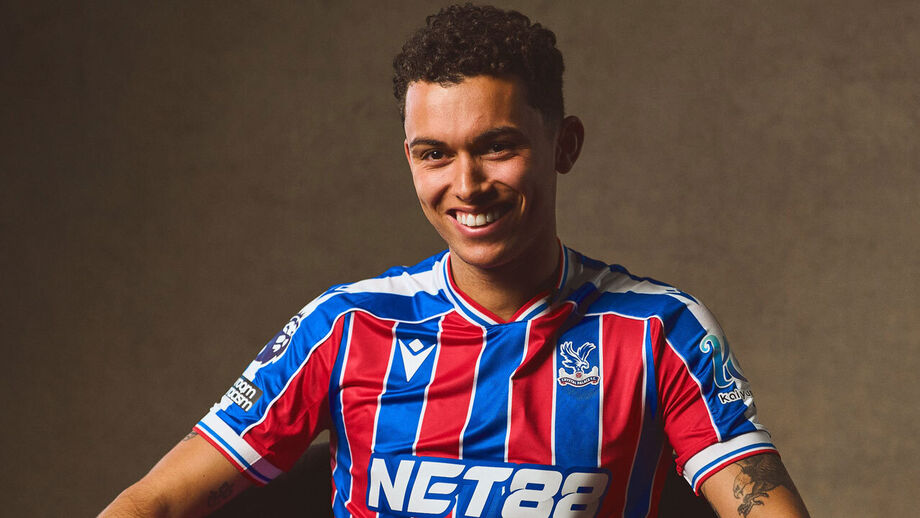 Brennan Johnson apresentado no Crystal Palace