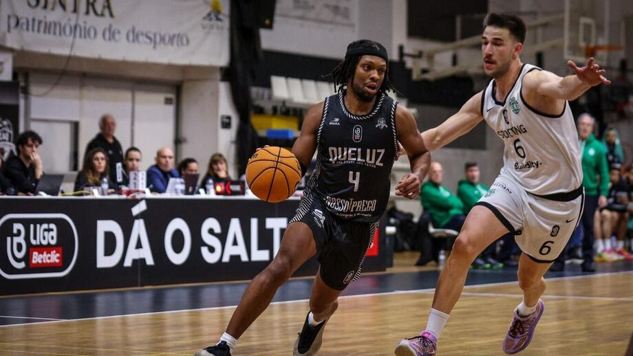 Leões passaram em Queluz