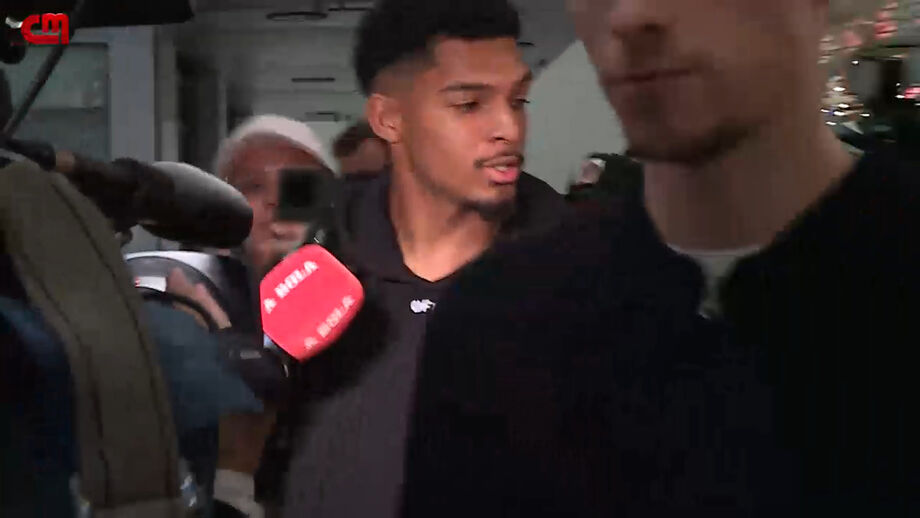 Avançado brasileiro reforça leões