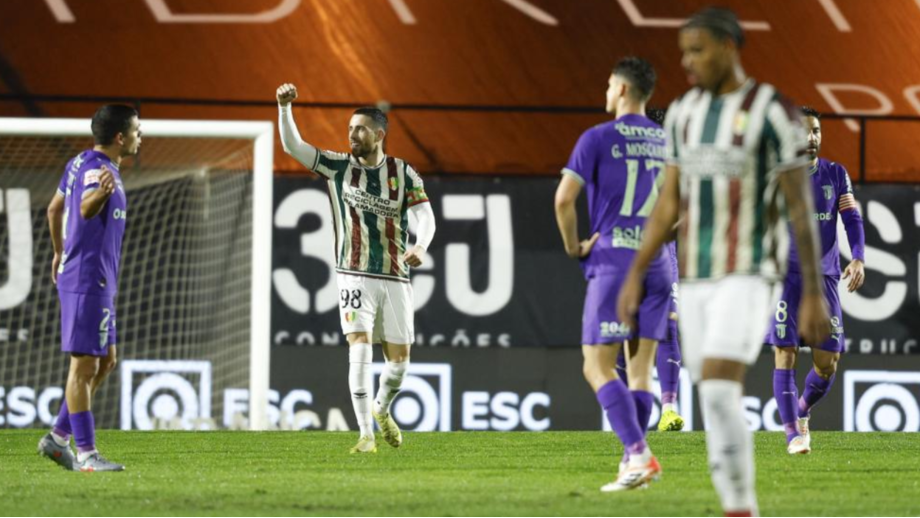 Kikas festeja golo frente ao Sp. Braga