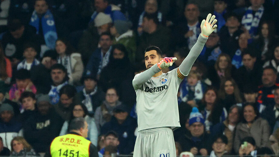 Diogo Costa desabafa sobre críticas e especulações após vitória