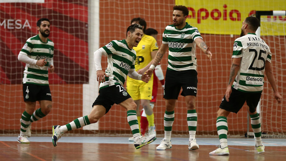 Sporting goleia Ferreira Zêzere