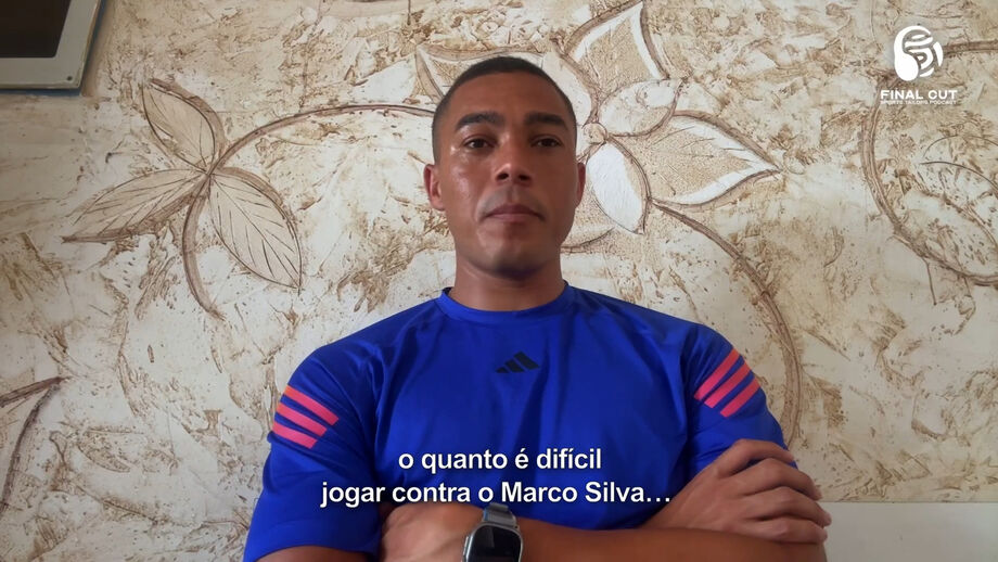 Avançado brasileiro cruzou-se com o treinador no Fulham e não poupa nos elogios