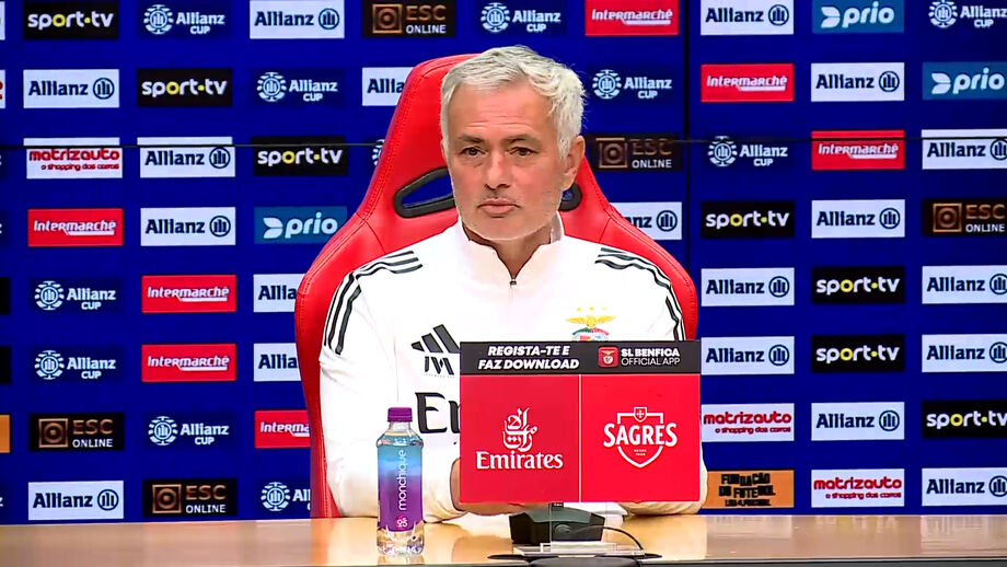 Treinador do Benfica fala da aposta nos jovens da equipa B