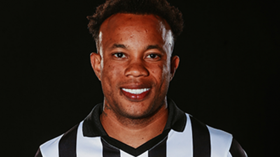 Mateus Santos rescinde com o Portimonense e regressa ao futebol brasileiro