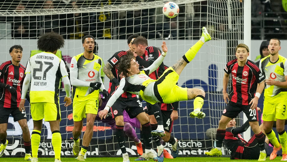 Dortmund e Eintracht proporcionaram um grande espetáculo de futebol