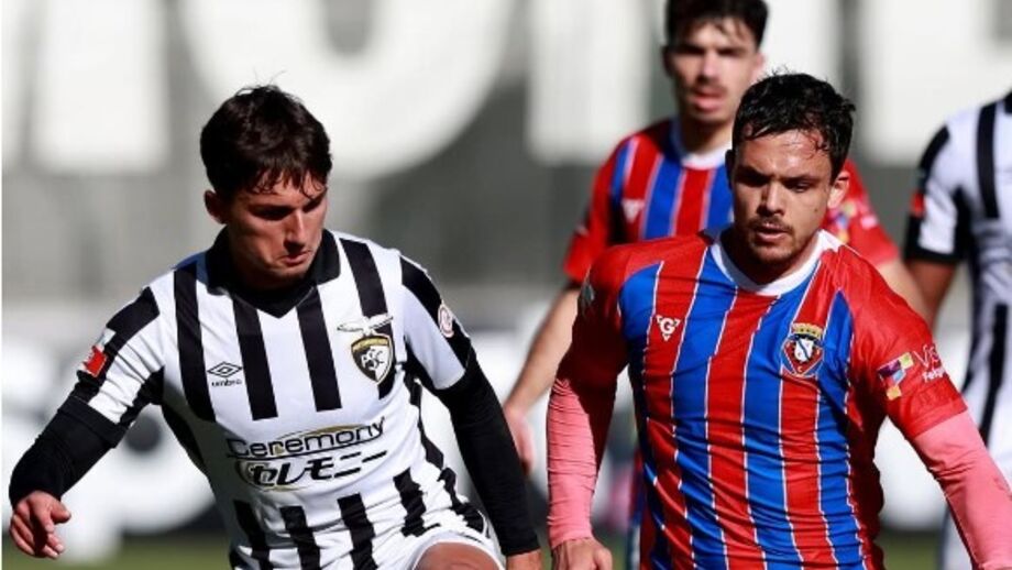 Momento do jogo entre Portimomense e Felgueiras