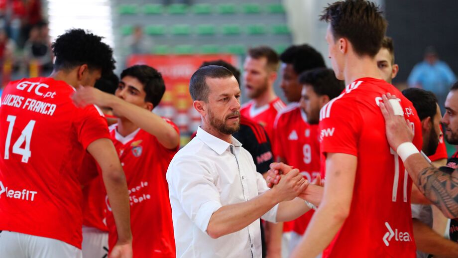 Marcel Matz felicita jogadores