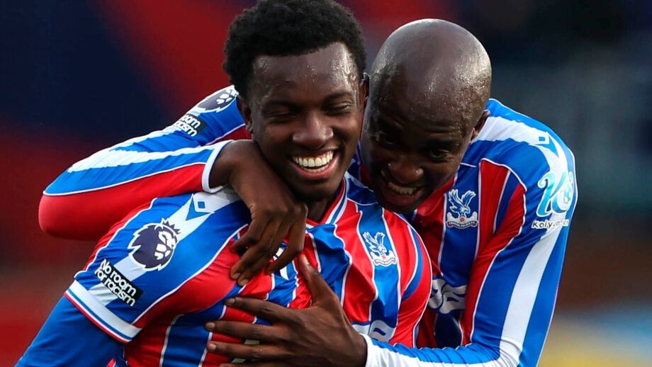 Mateta com Nketiah no Palace