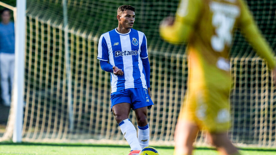 Thiago Silva integra a equipa do FC Porto