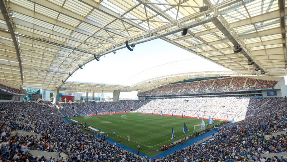 Estádio do Dragão vai receber FC Porto-Sporting a 9 de fevereiro