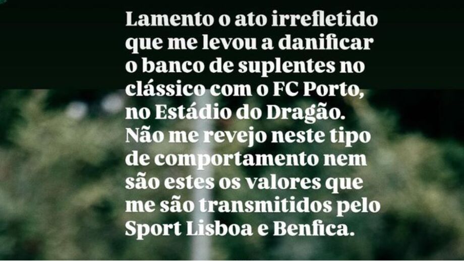Gonçalo Oliveira lamenta ter danificado banco no clássico com o FC Porto no Estádio do Dragão