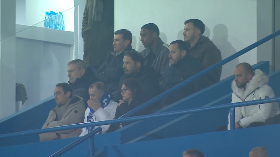 Pablo Rosario assiste ao jogo do Vizela frente ao P. Ferreira