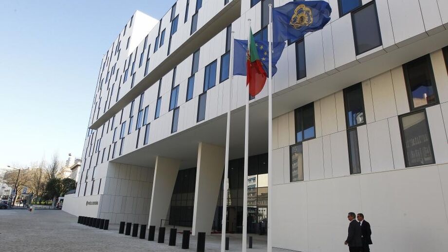 Judiciária explica que os indivíduos desenvolviam "a sua atividade numa clínica de fisioterapia, num solário, num ginásio e ainda em estabelecimentos que gerem e/ou frequentam"