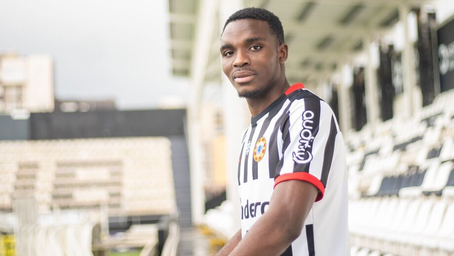 Chamito reforça o Varzim por empréstimo