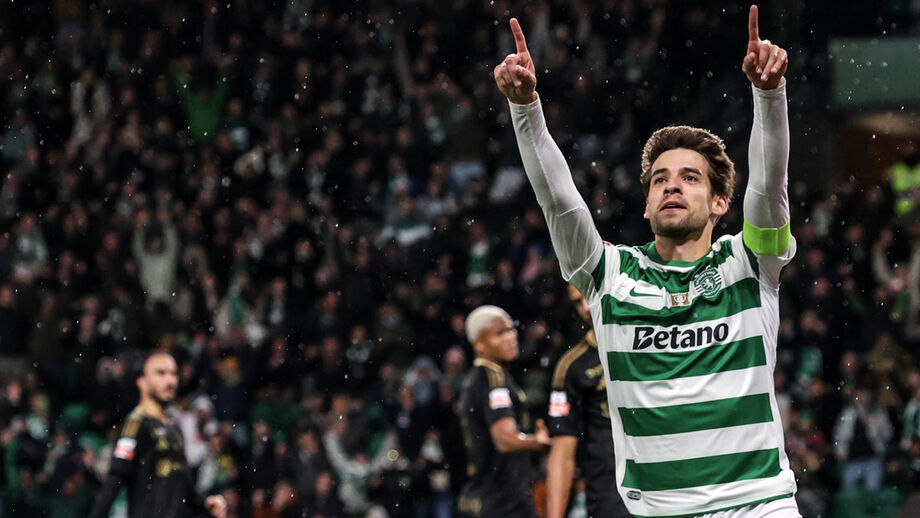 Daniel Bragança festeja no regresso a Alvalade após a longa ausência por lesão