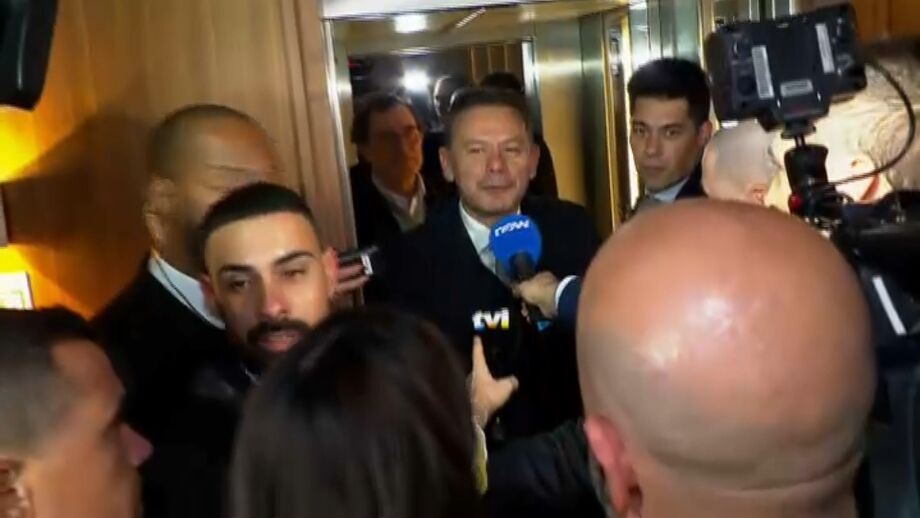 Primeiro-ministro deslocou-se prontamente para a sede de campanha do candidato 