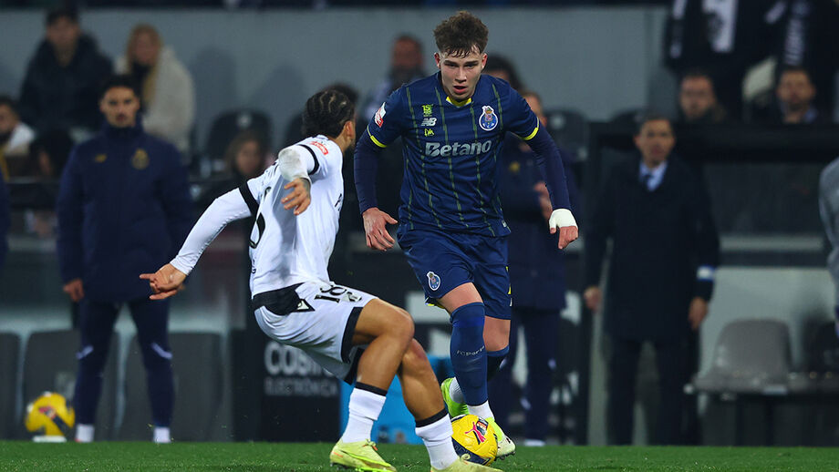 Pietuszewski destaca-se na estreia pelo FC Porto