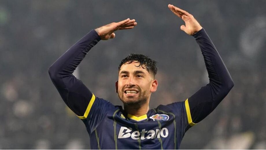 Alan Varela deu o triunfo ao FC Porto frente ao V. Guimarães