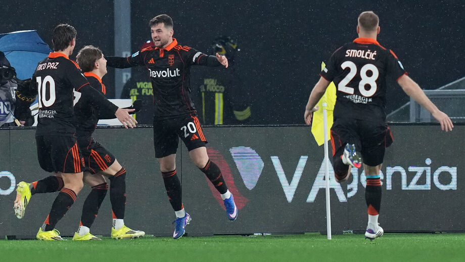 Jogadores do Como a celebrar 