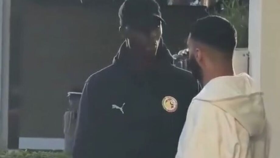 Saibari esteve à conversa com o guardião