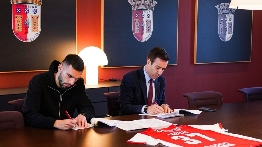 Barisic assina contrato com o Sp. Braga