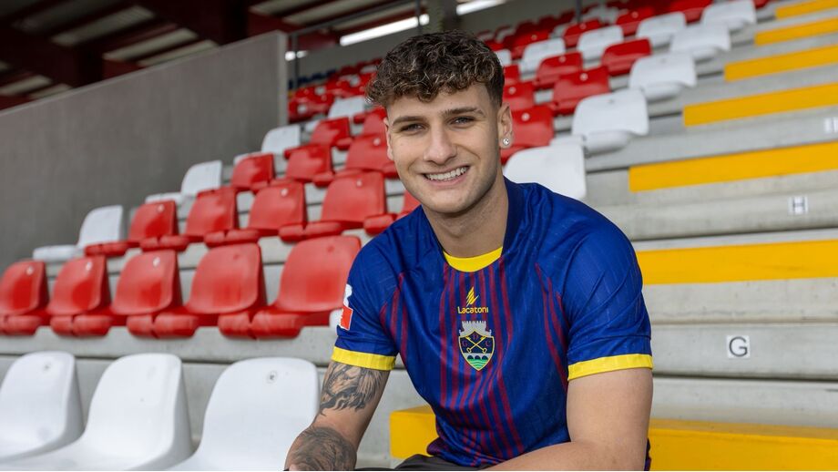 Jorge Delgado reforça o Chaves por empréstimo do Valladolid